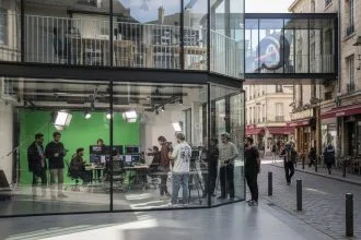 étudiants en formation à l'école de cinéma CinéCréatis à Nantes