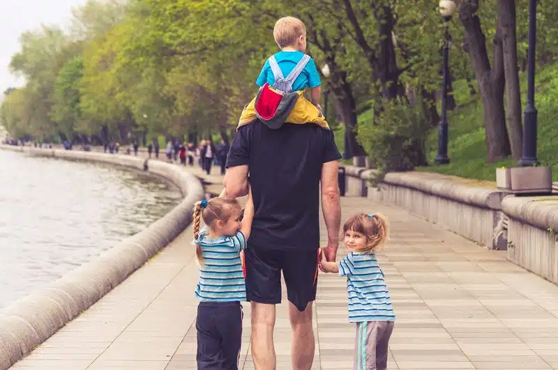 7 idées pour des sorties en famille à petit budget