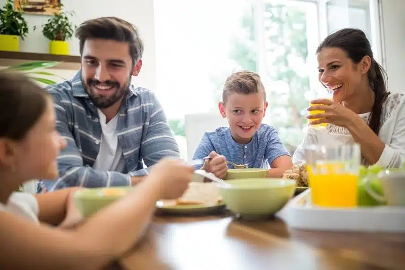Comment préparer un repas familial sain et équilibré