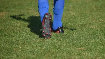 Comment reconnaître un bon crampon de football ?