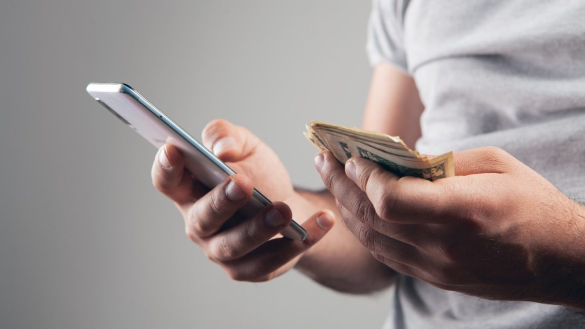 Don par SMS : soutenir une cause n’a jamais été aussi simple