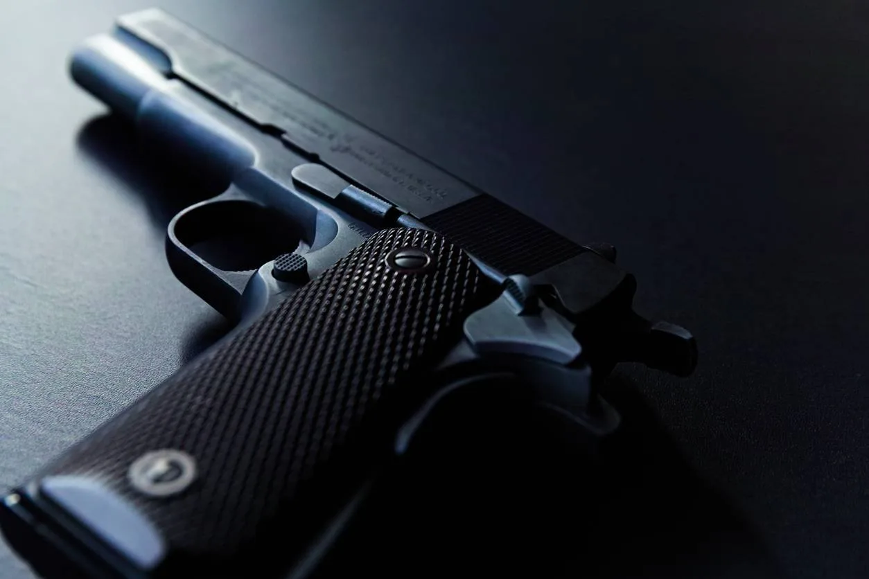 pistolet alarme armurerie arme défense tir loisir