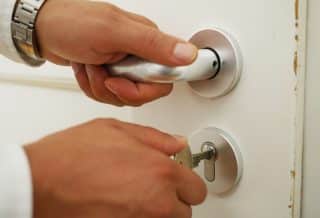 Pourquoi et quand faut-il contacter un serrurier ?