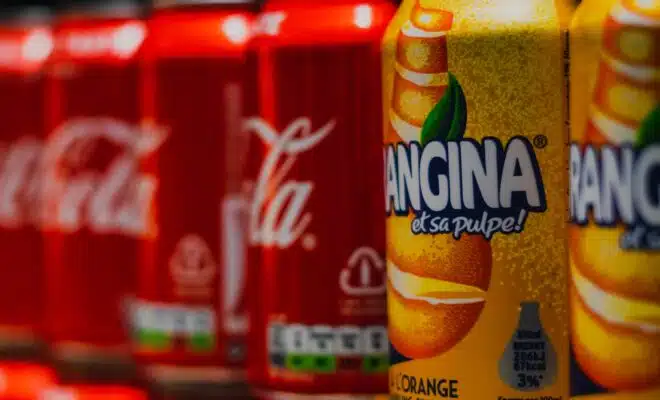 L'origine secrète d'Orangina enfin révélée : plongez dans l'histoire de cette boisson rafraîchissante !